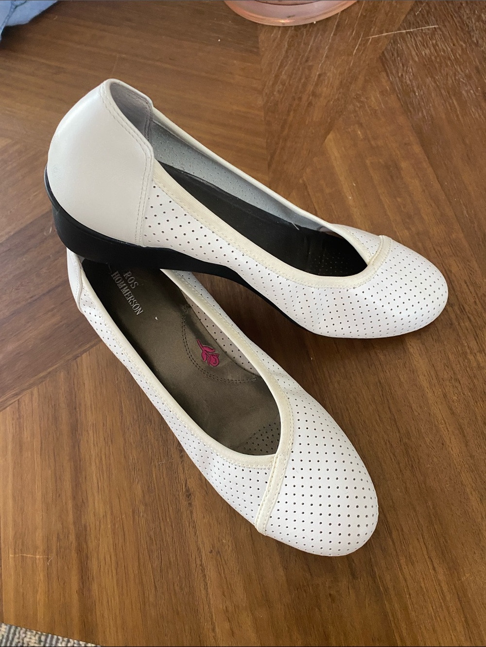 Ros Hommerson Evelyn White Perforated Slip-On Flats